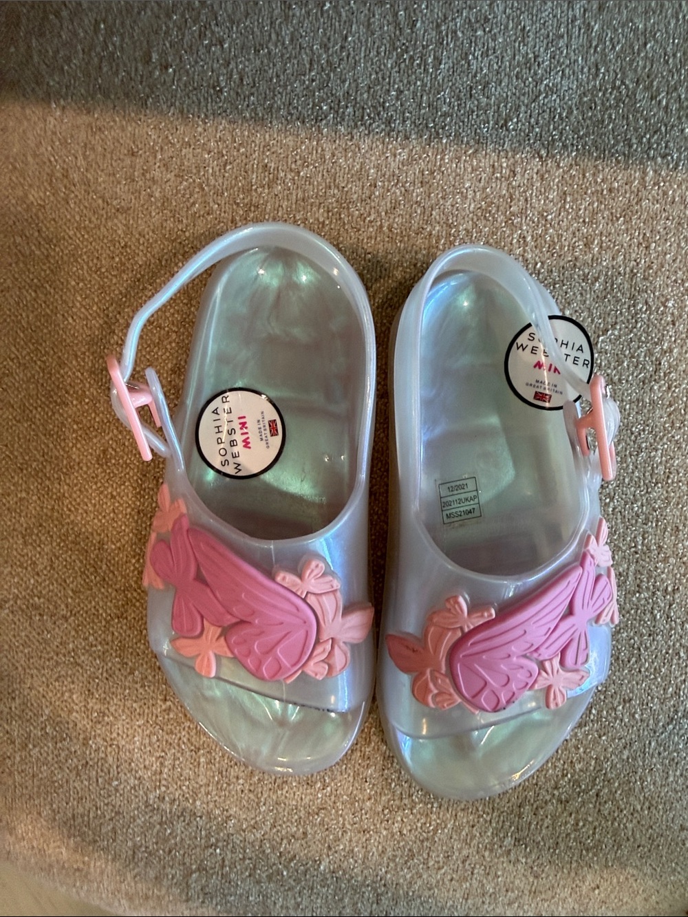 Kids Iridescent Jelly Sandals with Pink Butterfly Accent SOPHIA WEBSTER